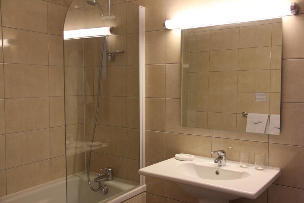 Albert Premier Hotel Bagnoles-de-l'Orne Zewnętrze zdjęcie