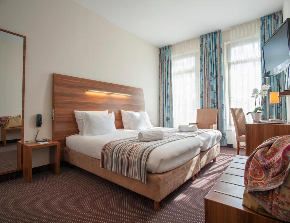 Albert Premier Hotel Bagnoles-de-l'Orne Pokój zdjęcie