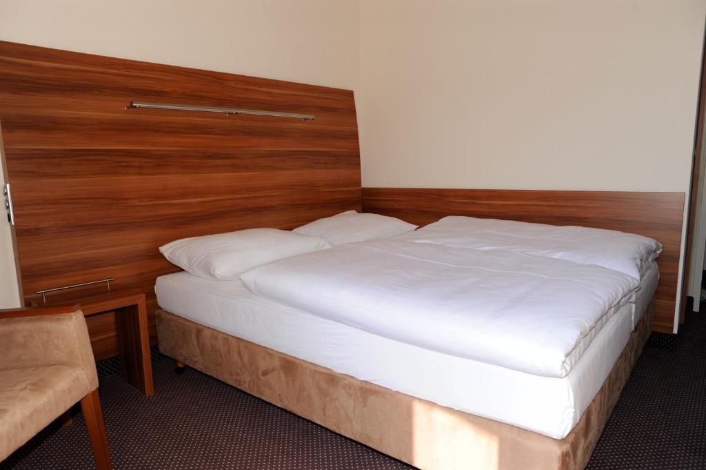 Albert Premier Hotel Bagnoles-de-l'Orne Pokój zdjęcie